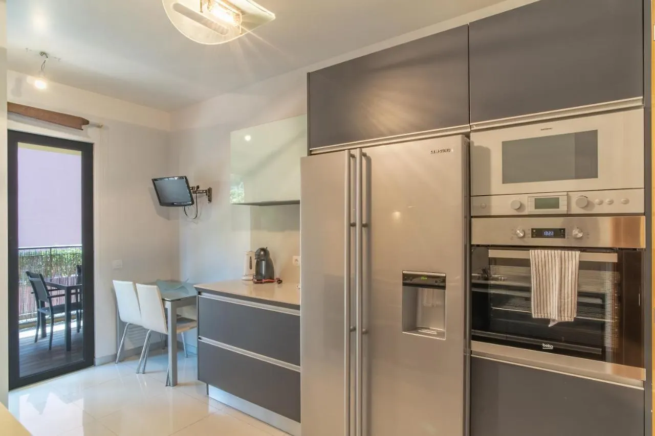 Living Funchal Bu Apart. Apartament